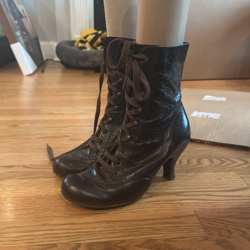 Chie Mihara leather victorian boots